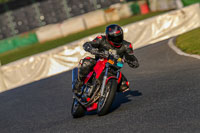 PJ-Motorsport-Photography-2018;enduro-digital-images;event-digital-images;eventdigitalimages;mallory-park;mallory-park-photographs;mallory-park-trackday;mallory-park-trackday-photographs;no-limits-trackdays;peter-wileman-photography;racing-digital-images;trackday-digital-images;trackday-photos